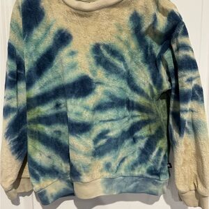 Molo Beige and Blue Top
Air dried.